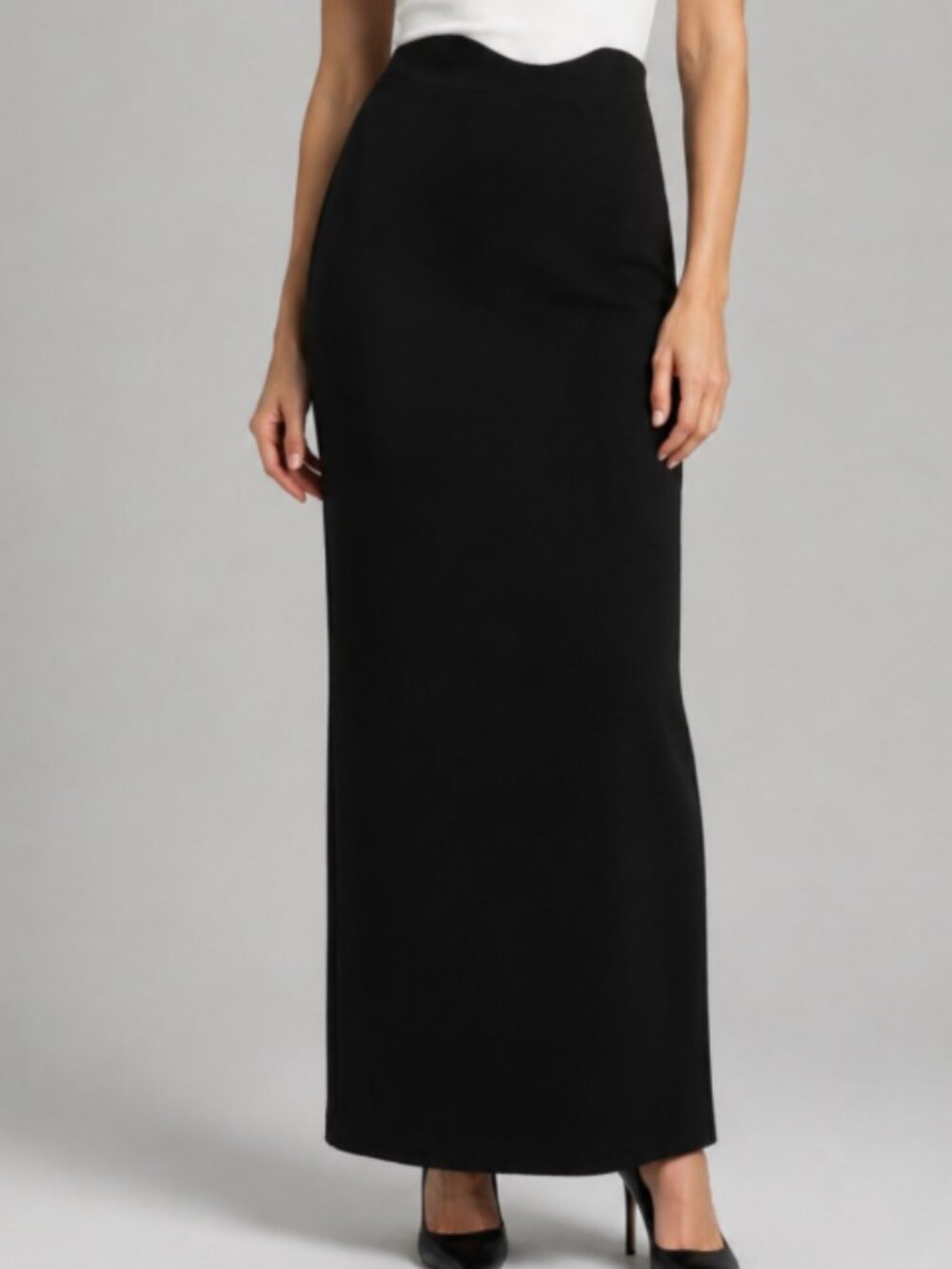 STAUD Petunia Skirt Black Maxi Heart Detail Elegant High-Waisted Slit Medium